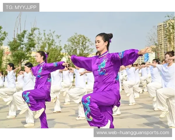 迪庆开展健身气功助力乡村振兴志愿服务,活动走进老年大学 迪庆开展健身气功助力乡村振兴志愿服务,活动走进老年大学